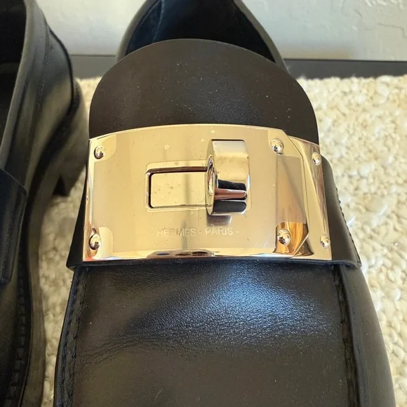 Hermes 2023 Hot Loafers - Picture 2 of 12